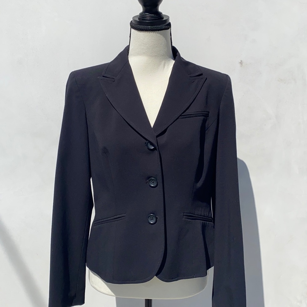 Black short length, lined blazer